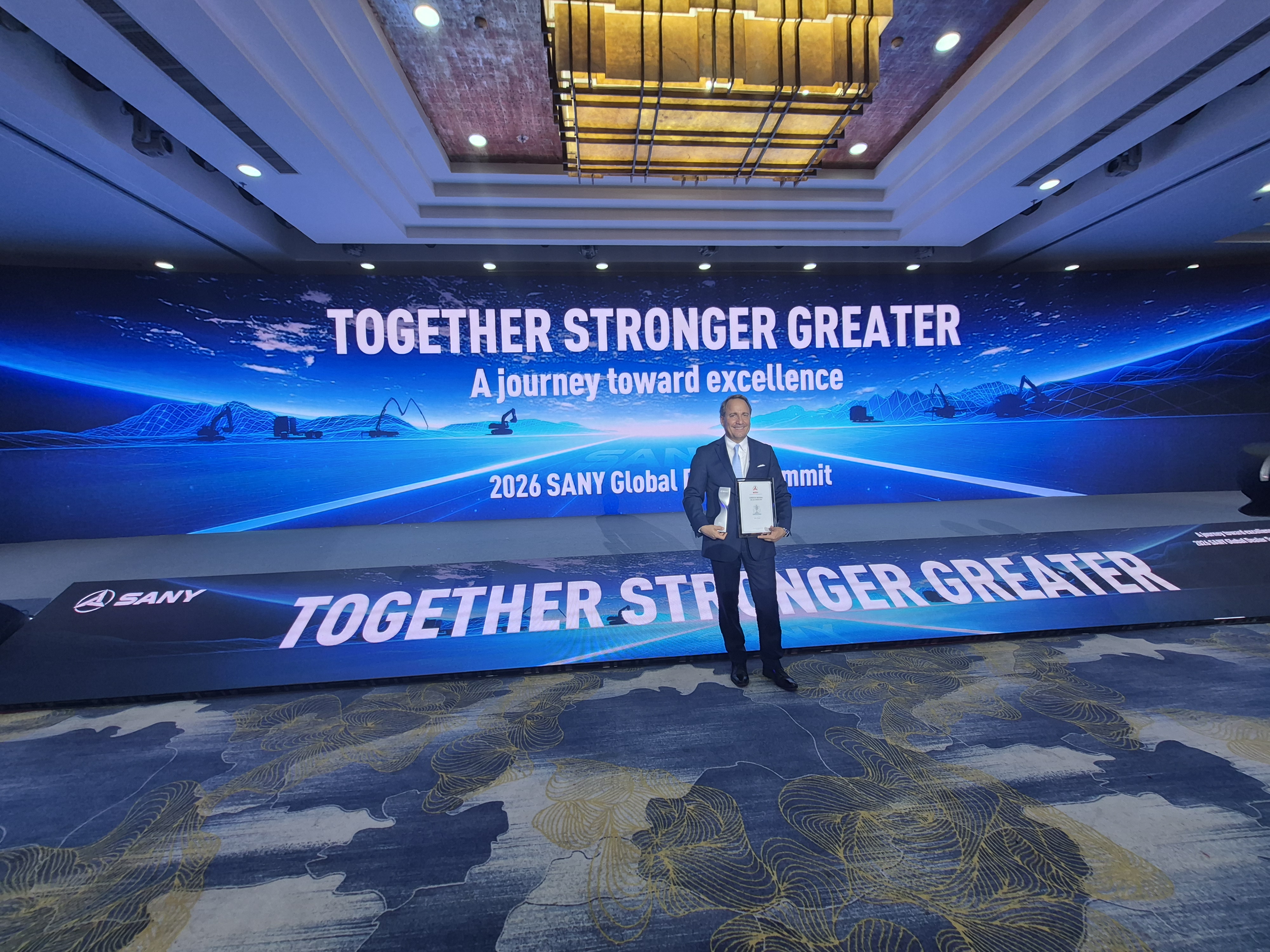 Andes Maq Chile Galardonado como Distribuidor Silver de SANY a Nivel Mundial