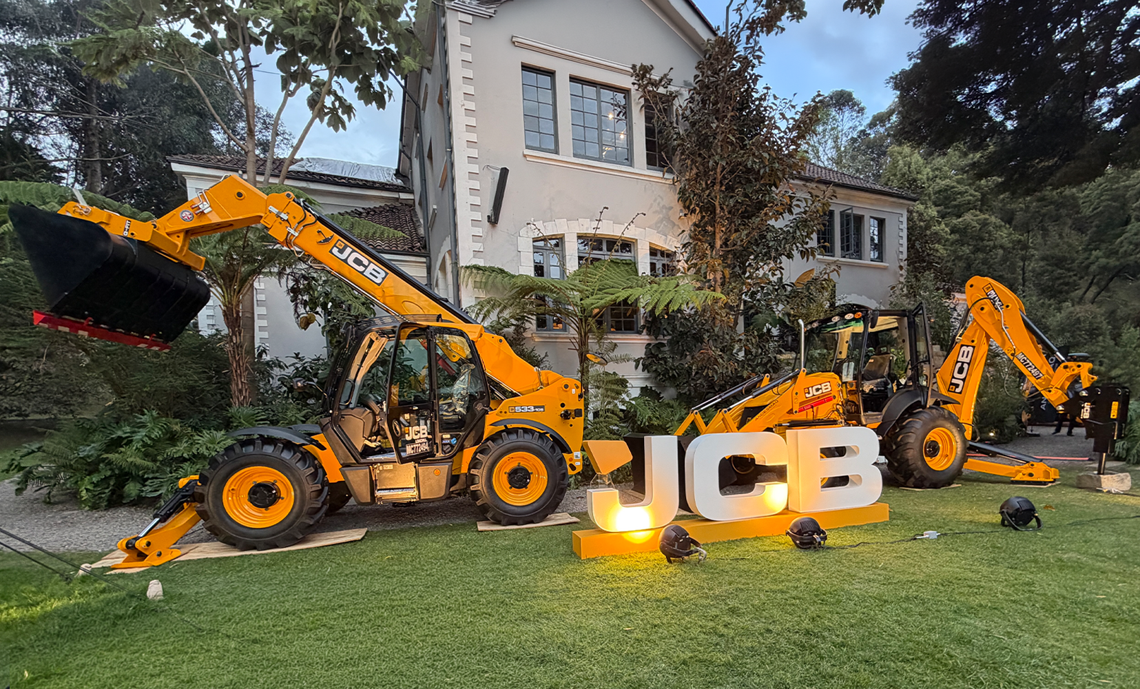 Andes Maq fortalece la operación de JCB en Colombia y apuesta por el crecimiento de la maquinaria pesada